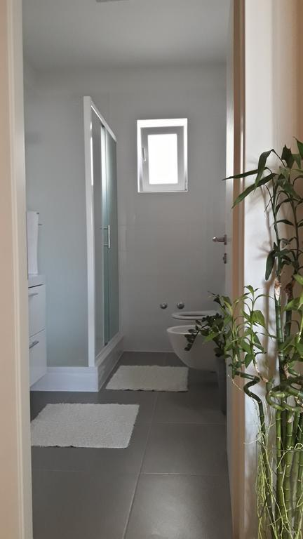 Villa-Apartments Karmel Kaštela Екстериор снимка