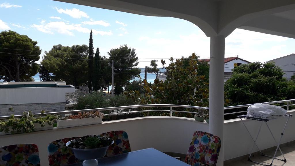 Villa-Apartments Karmel Kaštela Екстериор снимка